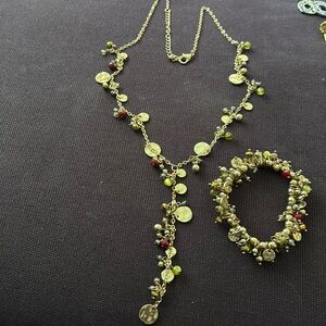 Stretch beaded bracelet